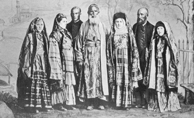 «Татарские священнослужители не берут жалованья, но принимают добровольные приношения» - «История»