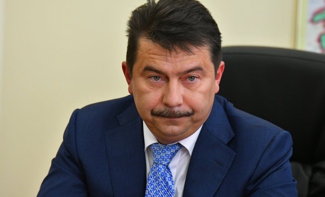 Минздрав ответил на критику: «Во-первых, будет обеспечена ротация руководителей медорганизаций...» - «Медицина»