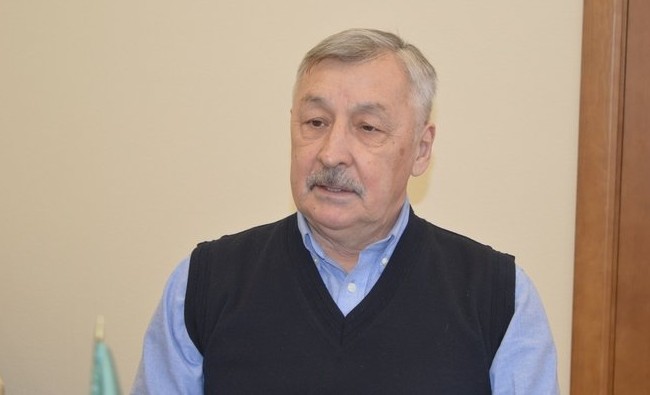Рафаэль Хакимов: «Татарское образование надо возрождать через элитные гимназии» - «История»
