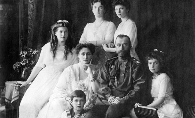 «Технологические и культурные основы ХХ столетия были заложены именно при Николае II» - «История»