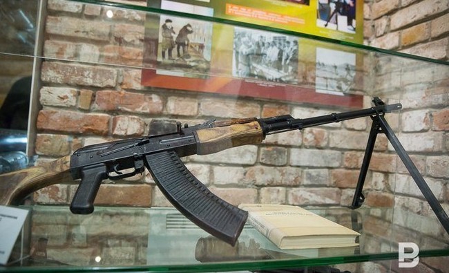 Польская контрабанда: как «русский националист из Прибалтики» покупал мины и автоматы Калашникова - «История»