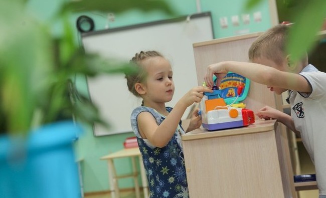 «У наших детей есть перспективы»: как в Казани в детсадах стали заниматься малышами с аутизмом - «Образование»