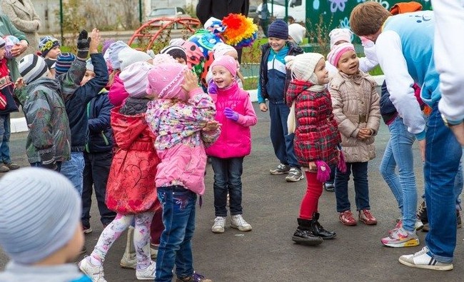 «Понаехавшим» указали место: иногородних детей зачислят в детсады после казанских - «Образование»