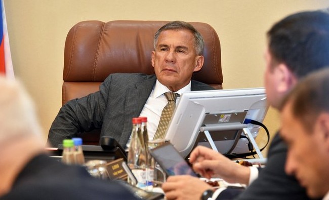 Рустам Минниханов о фармации: сначала человек пьянствует, а потом государство его лечит - «Медицина»