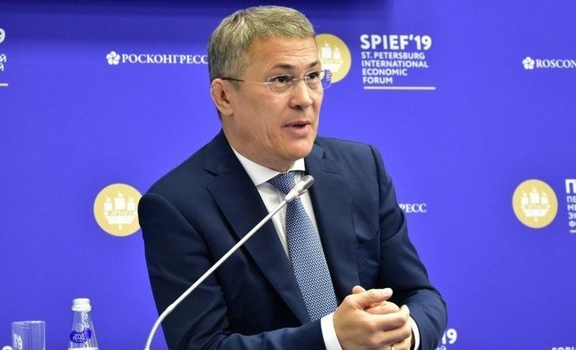 Радий Хабиров: «Для борьбы даже маты иногда не нужны. Мы, башкиры, всегда на траве боролись» - «Образование»