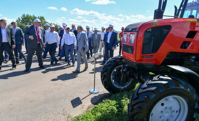 Дни поля: федеральный Минсельхоз одобрил татарстанскую систему поддержки сельских аграриев - «Инфраструктура»