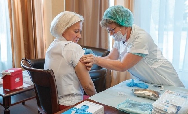 Марина Патяшина, Роспотребнадзор: «Я и беременной прививалась!» - «Медицина»