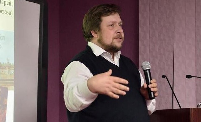 «Если представитель власти не следует требованиям чести, он подрывает авторитет государства» - «История»