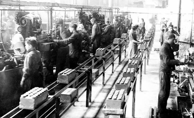 Фотомарафон «100-летие ТАССР»: на моторостроительном заводе №16 в Казани, начало 1940-х - «История»