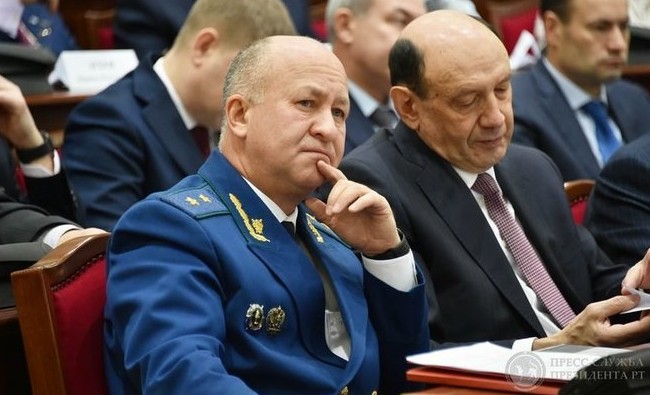 «Это конкурс кошельков»: прокурор Татарстана оценил прием в 10-е классы - «Образование»