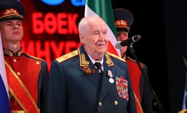 «Мы не напрасно жили, не напрасно сражались». Умер генерал армии Махмут Гареев - «История»