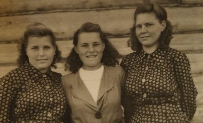 Фотомарафон «100-летие ТАССР»: выпускницы Чистопольского педагогического училища, начало 1950-х - «История»