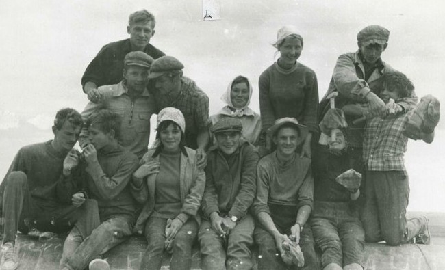 Фотомарафон «100-летие ТАССР»: стройотрядовцы из КИСИ в совхозе «37 лет Октября», 1960-е - «История»