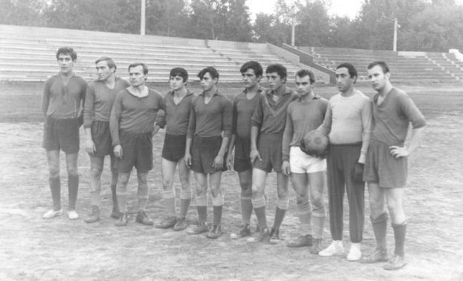 Фотомарафон «100-летие ТАССР»: футбольная команда «Искра», начало 1960-х годов - «История»