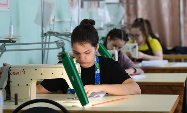 «7 дней»: прогноз по пандемии, маски made in Татарстан и вынужденная цифровизация - «Образование»