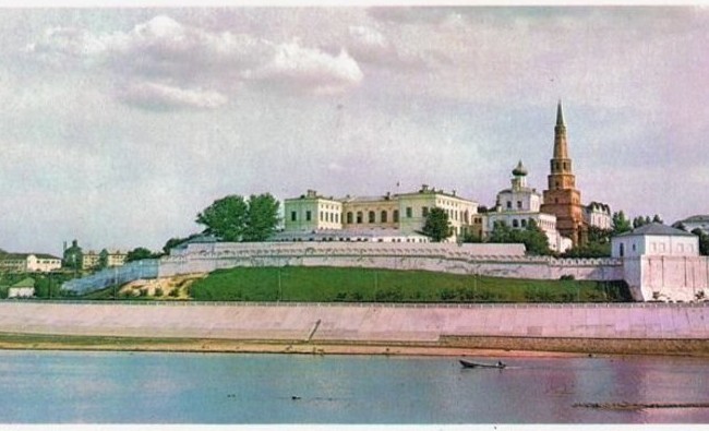 Фотомарафон «100-летие ТАССР»: Кремль с открытки из набора «Казань», 1977 год - «История»