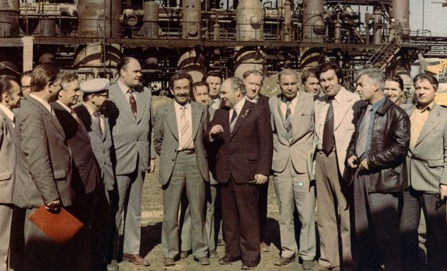 Фотомарафон «100-летие ТАССР»: подписан акт о приемке производства этилена в Нижнекамске, 1976 год - «История»