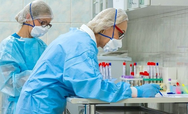 На «коронавирусные» тесты в частные клиники записывают на неделю вперед - «Медицина»