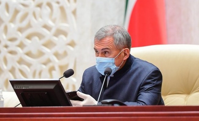 Рустам Минниханов: «Мы только месяц живем в такой ситуации, пока не знаем, какая глубина» - «Медицина»