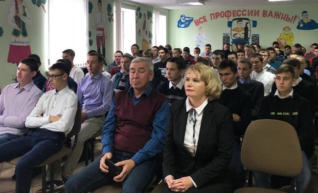 Операция «Профанация»: за что министр образования Татарстана уволил директора-студента - «Образование»