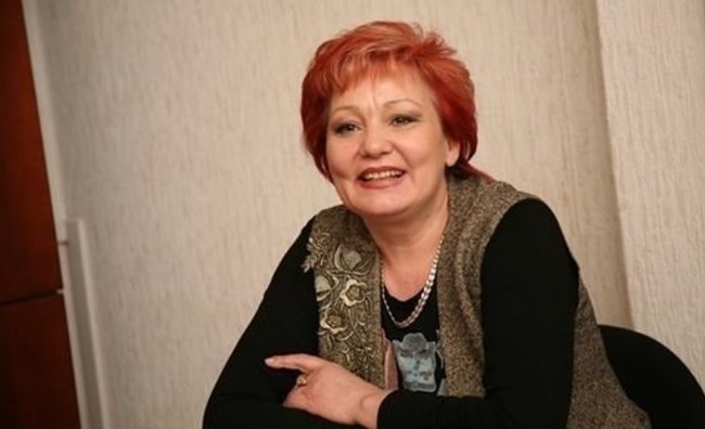 Хания Фархи: «Если петь, жалея себя, лучше вообще не выходить к публике» - «История»