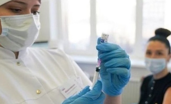 Где в Татарстане можно взять свою вакцинацию от коронавируса под контроль? - «Медицина»