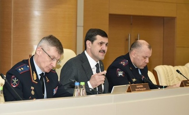 «Если находим пьяного водителя, на местном телеканале показываем его целую неделю» - «Происшествия»