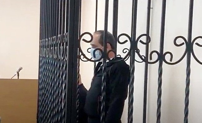 «Пистолет купил, патроны нашел»: убийца бизнесмена Деданина каяться в суде не стал - «Происшествия»
