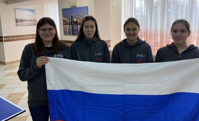 «Девушки раньше занимались математикой не так фанатично, как парни» - «Образование»