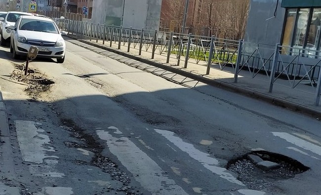 Ямы навсегда: почему в Казани по полгода не латают «дырки» на проезжей части - «Инфраструктура»