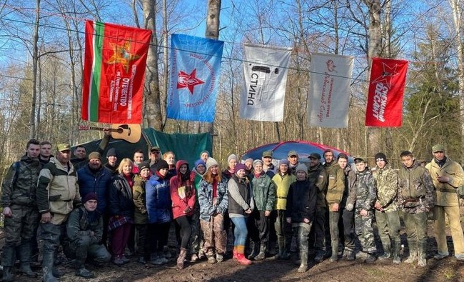 «Вахта Памяти — 2021»: «Снежный десант» обнаружил останки 10 бойцов, погибших в 1942 году - «История»
