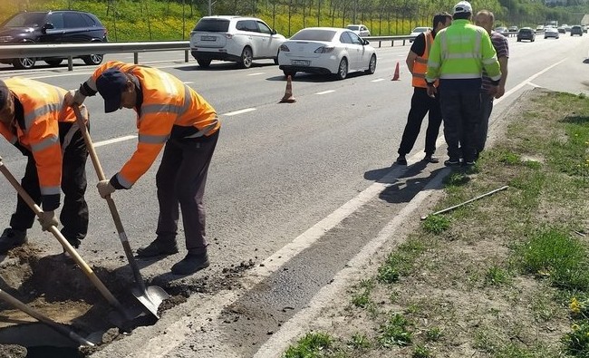 Зачем на казанском проспекте Универсиады закатали в асфальт ливневку - «Происшествия»