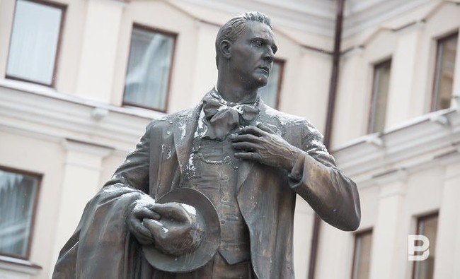 День в истории: отъезд Шаляпина, День кораблестроителя, признание независимости Сейшел - «История»