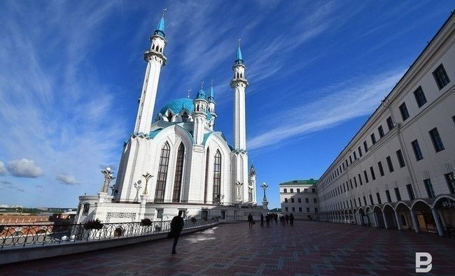 День в истории: открытие мечети «Кул Шариф», первый Парад Победы в Москве и Наполеон в России - «История»
