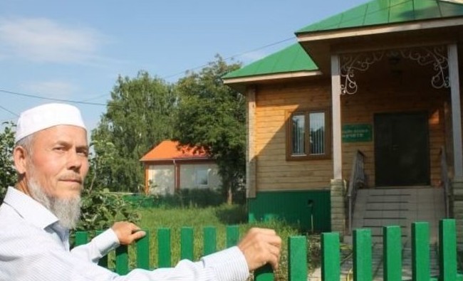 Имам на миллиард, или Маски-шоу в сельской мечети Татарстана - «Власть»