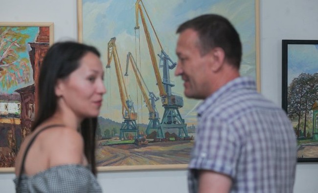 Станет ли Чистополь Нью-Васюками после пленэра известных художников Татарстана и России? - «История»