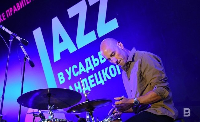 «Jazz в усадьбе Сандецкого» вернулся в музей - «Культура»