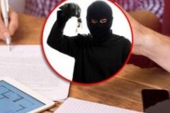 Два простых способа помогут защитить свою квартиру от мошенников - «Дайджест»