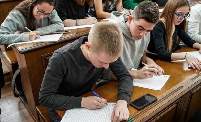 «ЕГЭ, к сожалению, не определяет успешность выпускников университета» - «Образование»