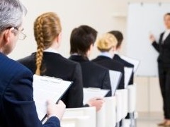 Как мотивировать и обучать сотрудников старше 45 лет - «Бизнес»