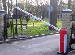 Как согласовать установку шлагбаума во дворе - «Дайджест»
