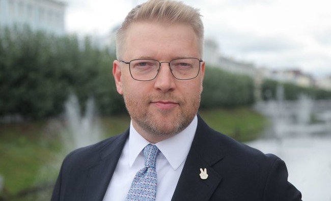 Николай Рыбаков: «Мы честно разговариваем с людьми о проблемах в стране» - «Власть»