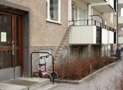 Плюсы и минусы квартиры на первом этаже - «Дайджест»