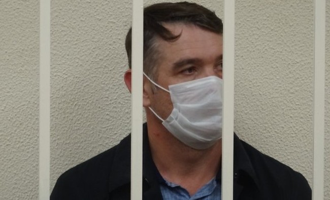 Погоня и меченые купюры: глава ФСС по Татарстану не признает взятку - «Власть»