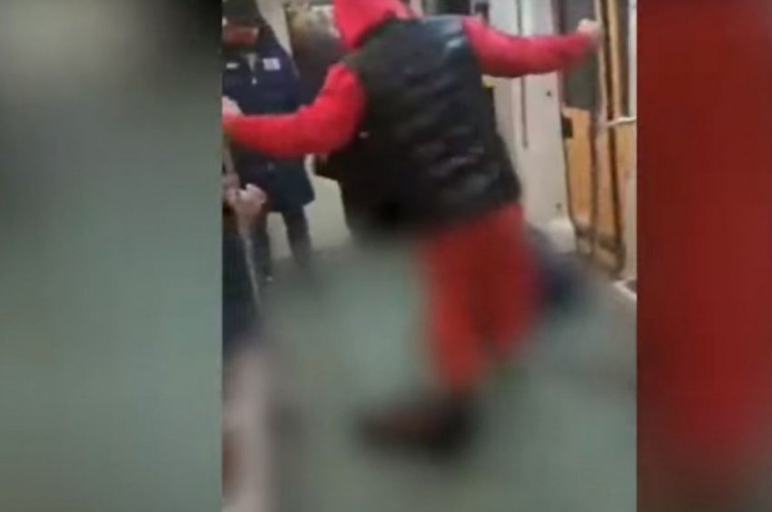 Без правил и без чести. Подробности жестокого избиения в московском метро - «Происшествия»