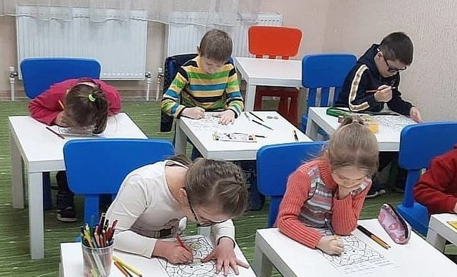 Творческую студию для особенных детей просят съехать из ЖК «Светлый» - «Происшествия»
