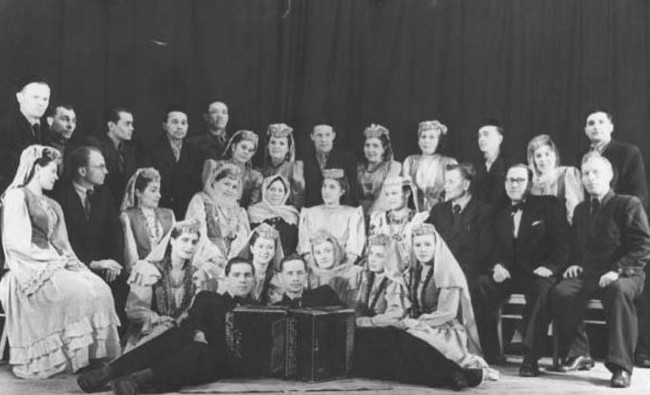 100 татарских песен XX века: что слушали в 1940-е - «Культура»