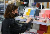 Канцтовары в России взлетели в цене - «Общественные новости»
