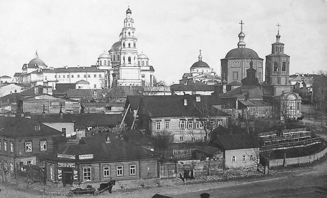 Гид по Большой Красной: исследуем территорию у Кремля - «Власть»