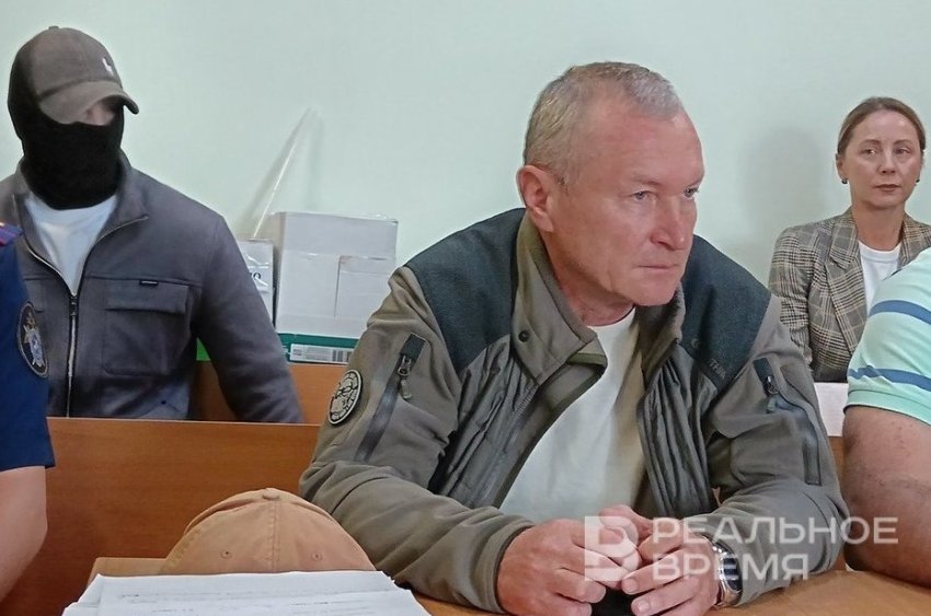 Инициировал дела с «нарисованным ущербом»? Экс-помощнику прокурора Лениногорска предъявили взятку бензином - «Происшествия»